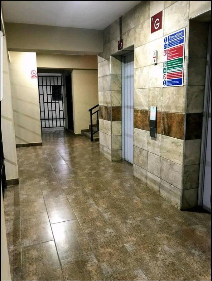 Nairobi West Suites Esterno foto